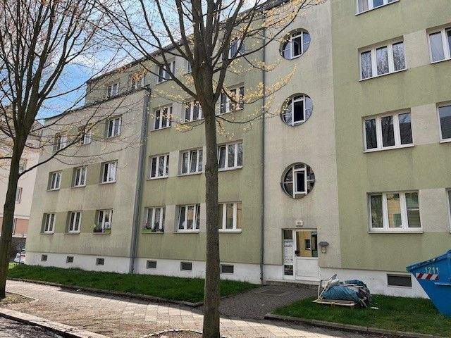 Etagenwohnung Zwickau Pölbitz - 3 Zimmer, 51 m&sup2;, 335&euro; | Angebot:26319678