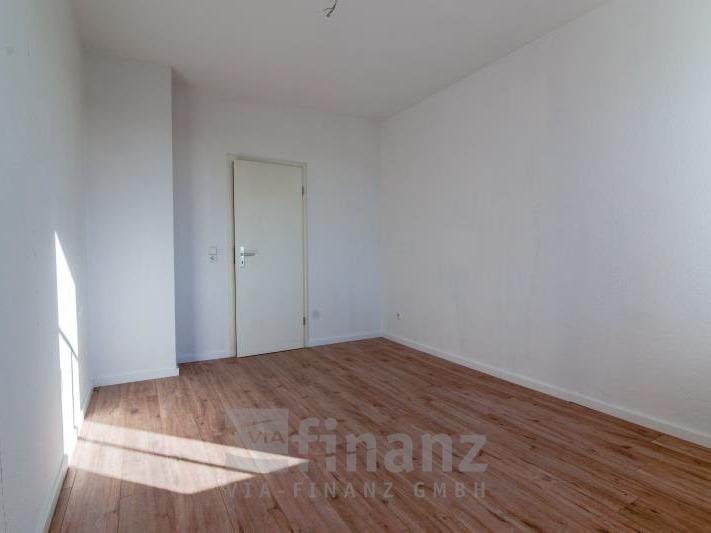 Etagenwohnung Hohenstein-Ernstthal Ernstthal - 3 Zimmer, 69 m&sup2;, 378&euro; | Angebot:23115356