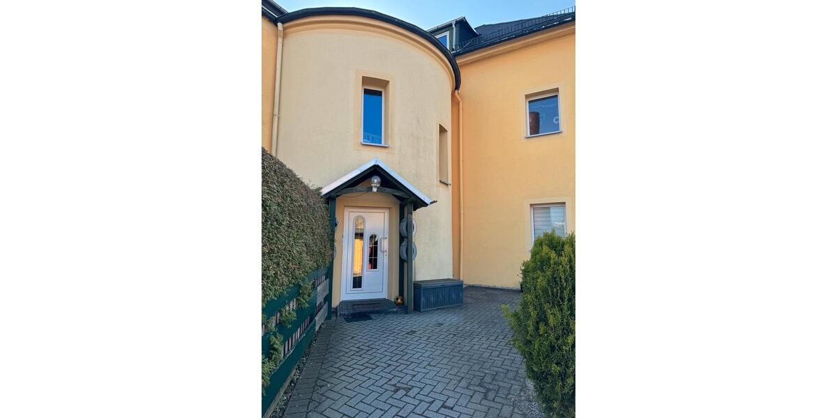 Dachgeschoßwohnung Limbach-Oberfrohna Oberfrohna - 2 Zimmer, 38 m&sup2;, 334&euro; | Angebot:25751816