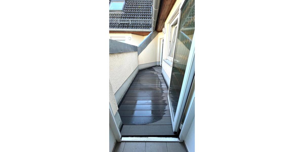 Dachgeschoßwohnung Reichenbach im Vogtland - 3 Zimmer, 77 m&sup2;, 464&euro; | Angebot:25056006