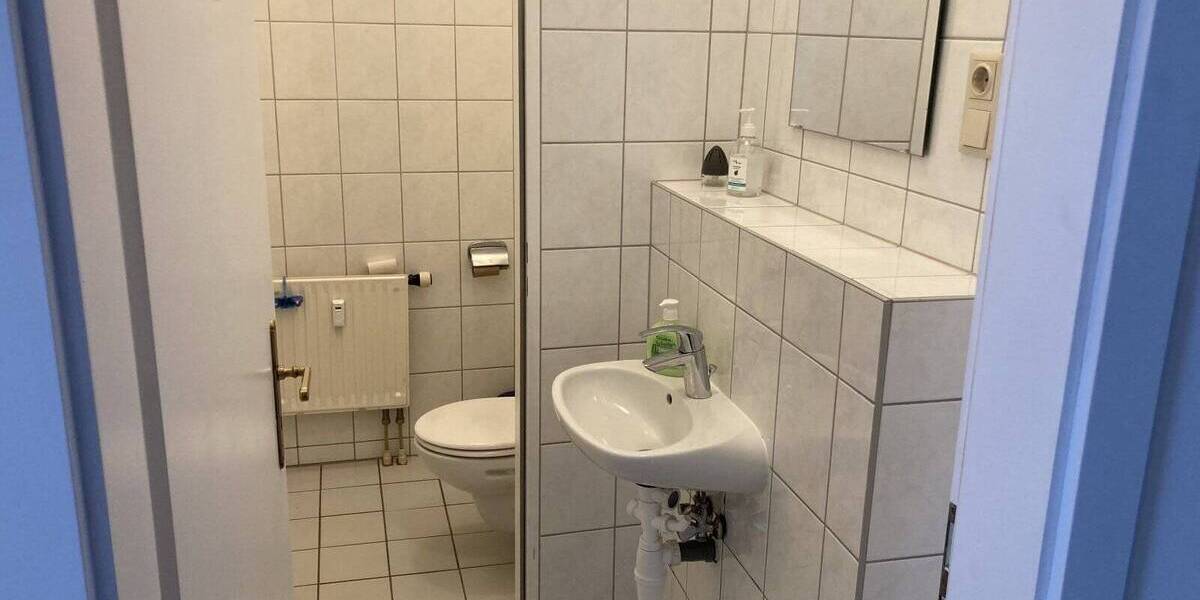 Gewerbeobjekt Zwickau Bahnhofsvorstadt - 5 Zimmer, 113 m&sup2;, 740&euro; | Angebot:25802816