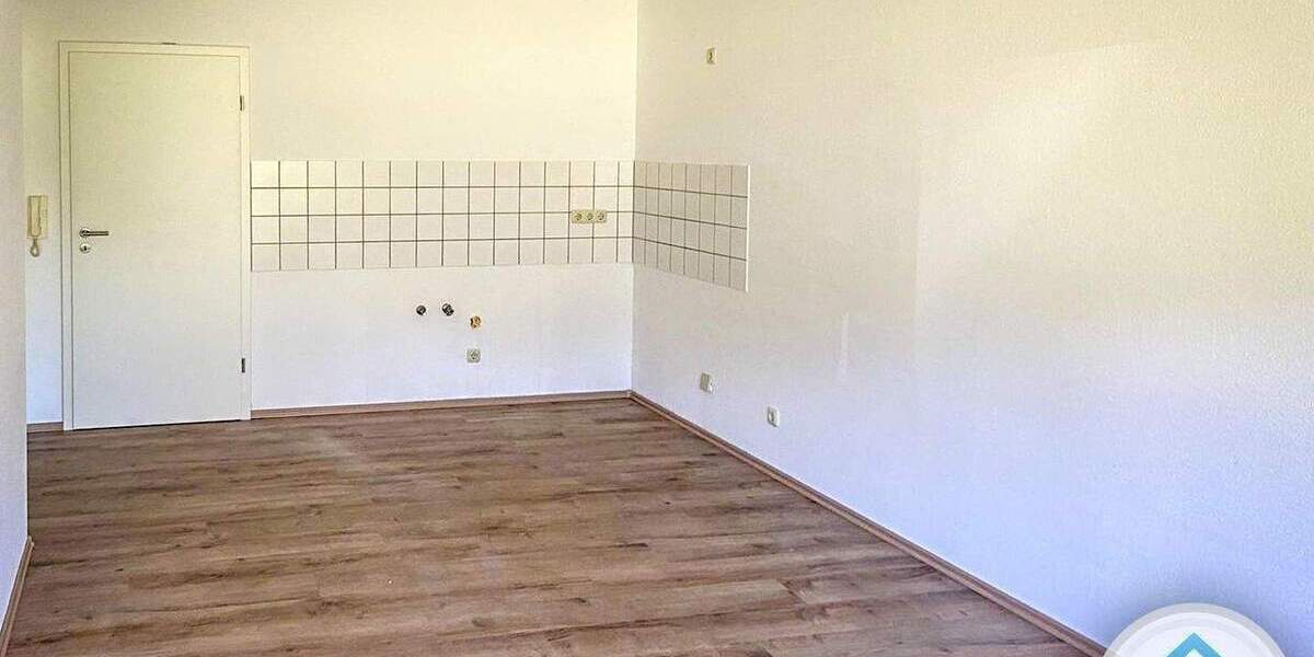 Etagenwohnung Gersdorf - 2 Zimmer, 44 m&sup2;, 260&euro; | Angebot:26694588