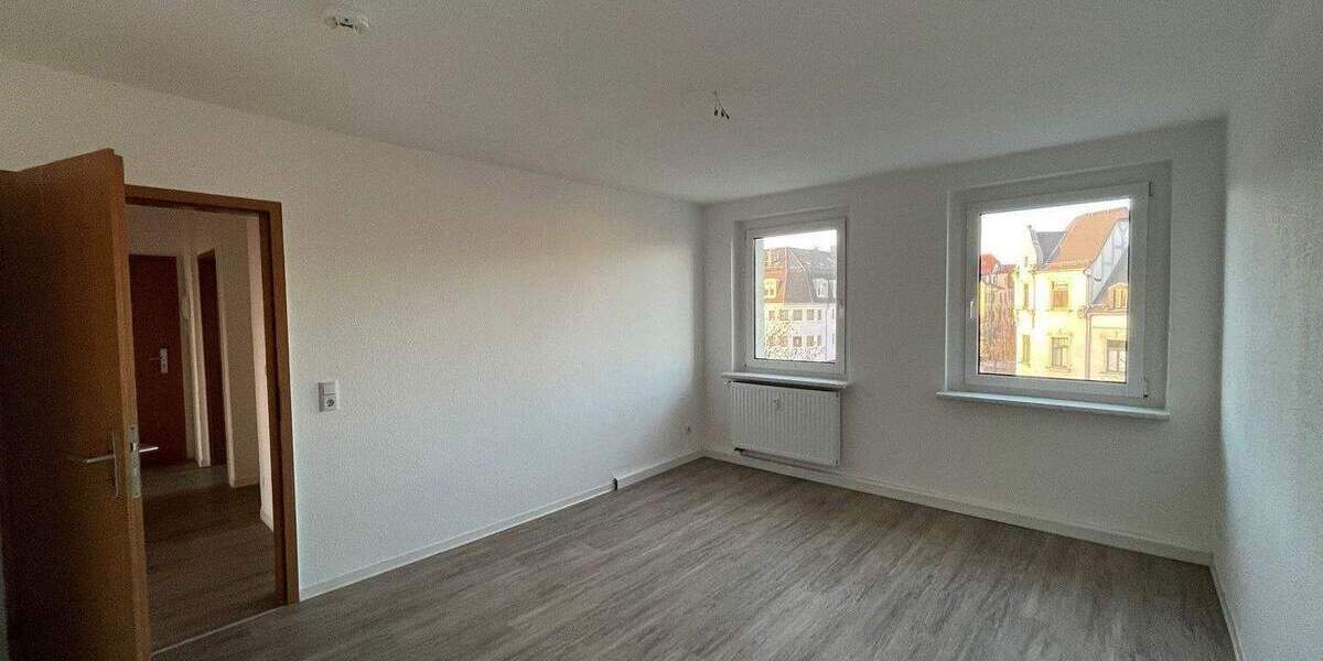 Etagenwohnung Zwickau Marienthal - 3 Zimmer, 59 m&sup2;, 370&euro; | Angebot:25778680