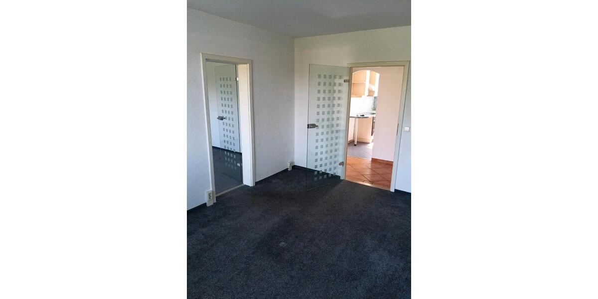 Etagenwohnung Kirchberg - 3 Zimmer, 65 m&sup2;, 600&euro; | Angebot:25538963