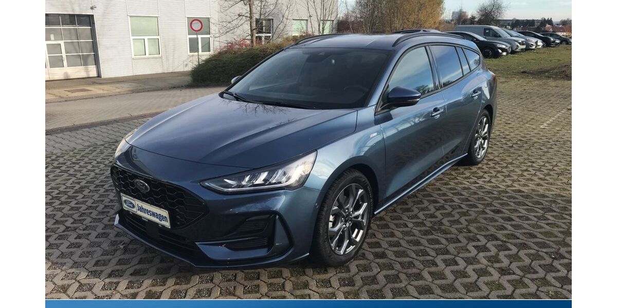 Ford Focus 14.912 km 29.990 &euro; Glauchau 08371