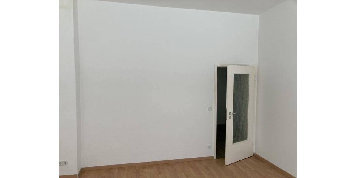 Etagenwohnung Zwickau Pölbitz - 2 Zimmer, 52 m&sup2;, 50.000&euro; | Angebot:25802832