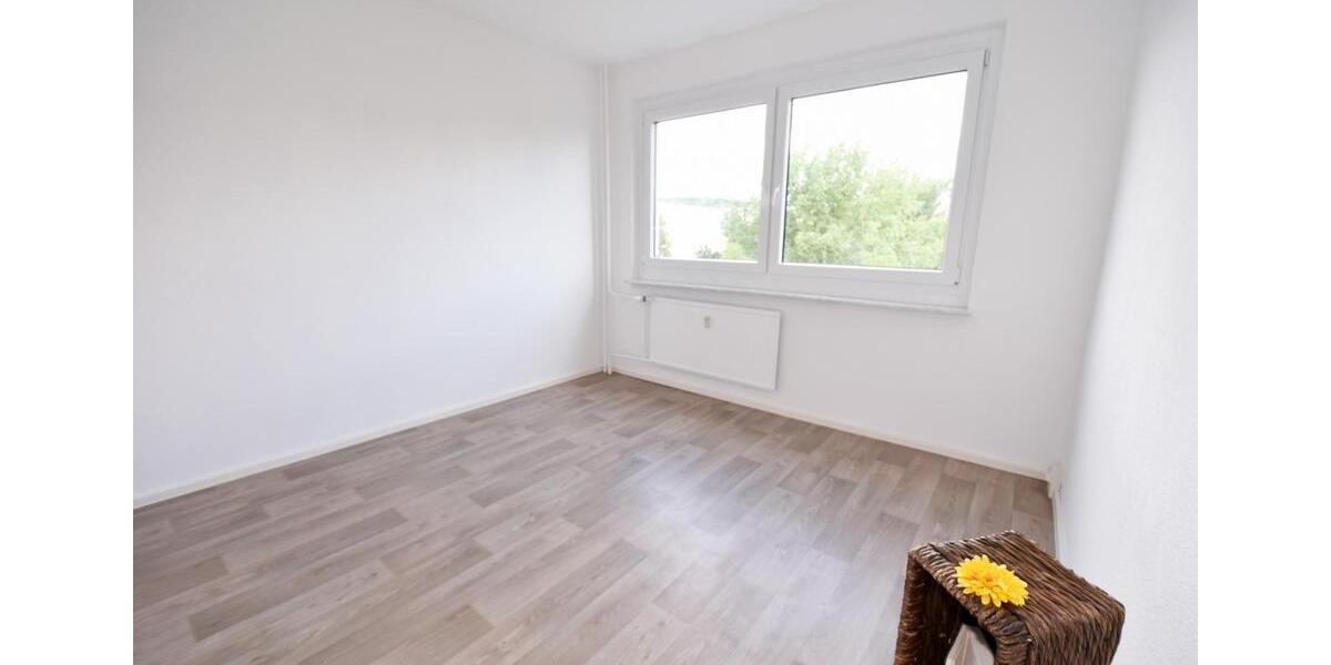 Erdgeschoßwohnung Hohenstein-Ernstthal Ernstthal - 3 Zimmer, 69 m&sup2;, 450&euro; | Angebot:19611496
