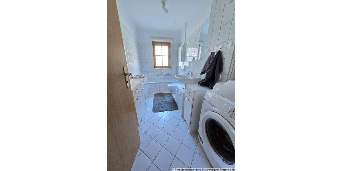 Etagenwohnung Hohenstein-Ernstthal Ernstthal - 2 Zimmer, 68 m&sup2;, 68.000&euro; | Angebot:25694380