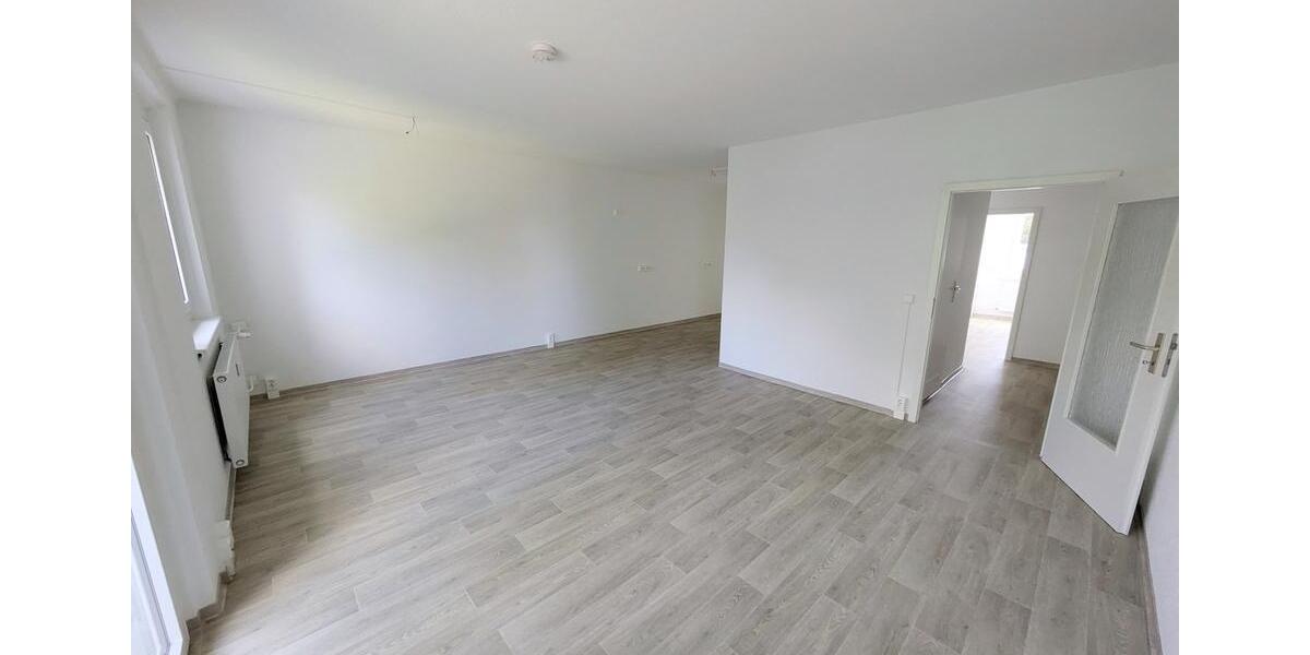 Etagenwohnung Limbach-Oberfrohna Oberfrohna - 3 Zimmer, 69 m&sup2;, 428&euro; | Angebot:25945715