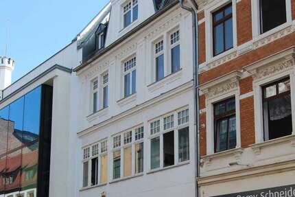 Wohnung Zwickau Innenstadt - 5 Zimmer, 322 m&sup2;, 1.771&euro; | Angebot:23989750