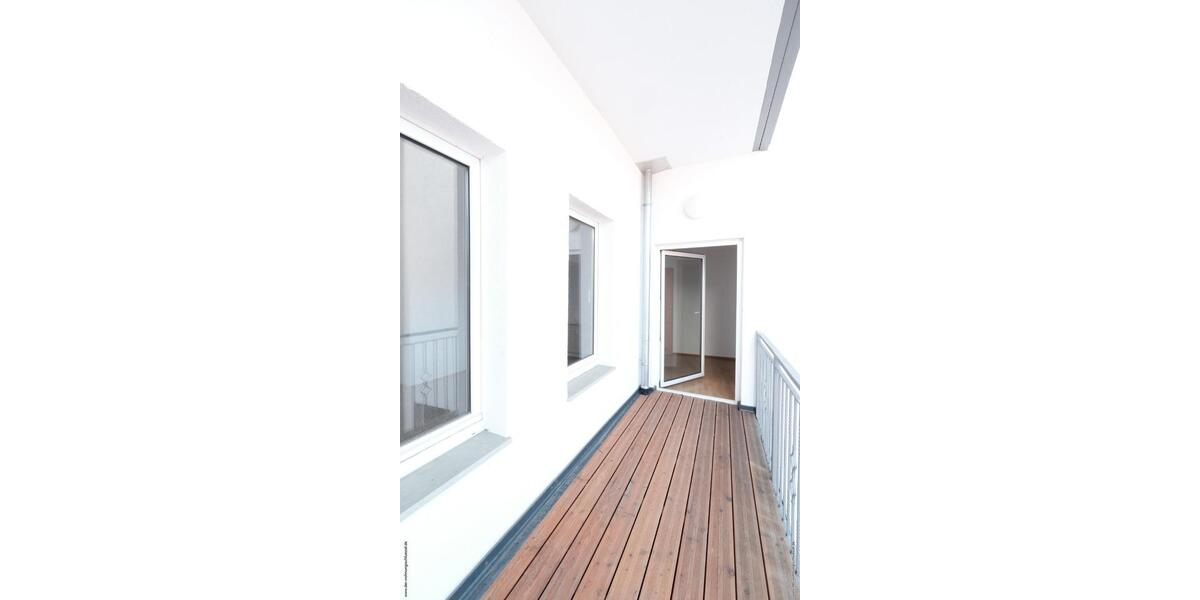 Etagenwohnung Werdau - 1 Zimmer, 70 m&sup2;, 325&euro; | Angebot:25790182