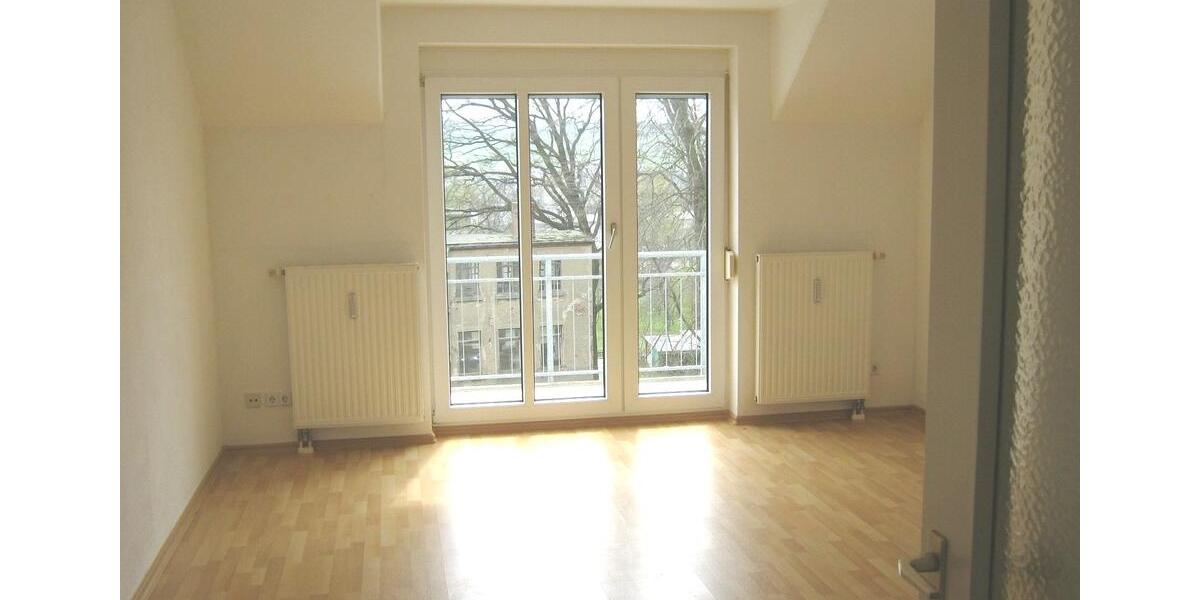 Dachgeschoßwohnung Limbach-Oberfrohna Oberfrohna - 1 Zimmer, 40 m&sup2;, 250&euro; | Angebot:24689805