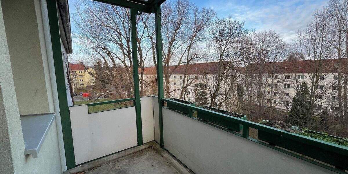 Etagenwohnung Zwickau Marienthal - 3 Zimmer, 58 m&sup2;, 380&euro; | Angebot:25700691