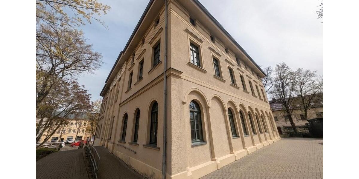 Etagenwohnung Glauchau - 2 Zimmer, 53 m&sup2;, 69.900&euro; | Angebot:26538154