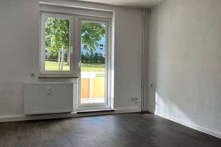 Wohnung Lichtenstein/Sachsen Sachsen - 3 Zimmer, 57 m&sup2;, 317&euro; | Angebot:22945444
