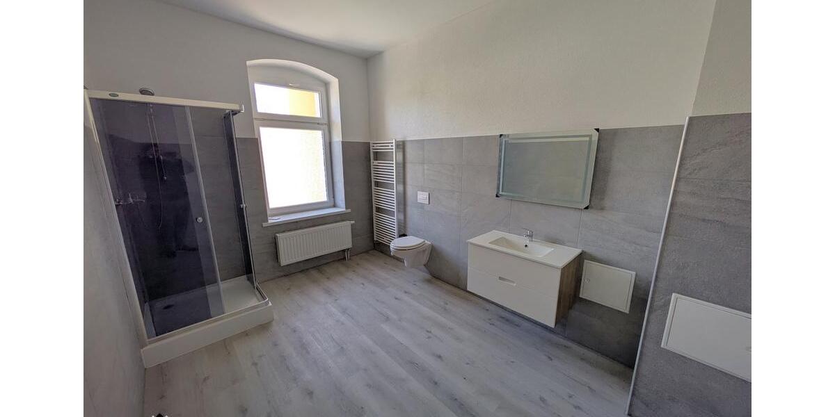 Etagenwohnung Werdau - 3 Zimmer, 68 m&sup2;, 510&euro; | Angebot:26681000