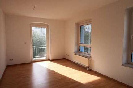 Wohnung Werdau Werdau, Stadt - 1 Zimmer, 30 m&sup2;, 180&euro; | Angebot:24517713