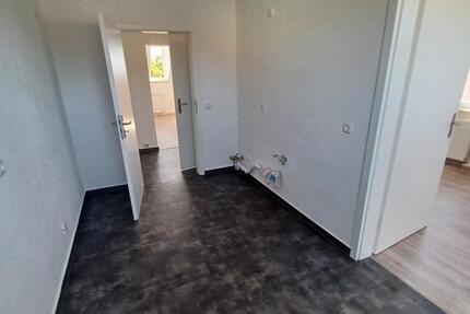 Wohnung Zwickau Zwickau-West - 3 Zimmer, 62 m&sup2;, 340&euro; | Angebot:20618659
