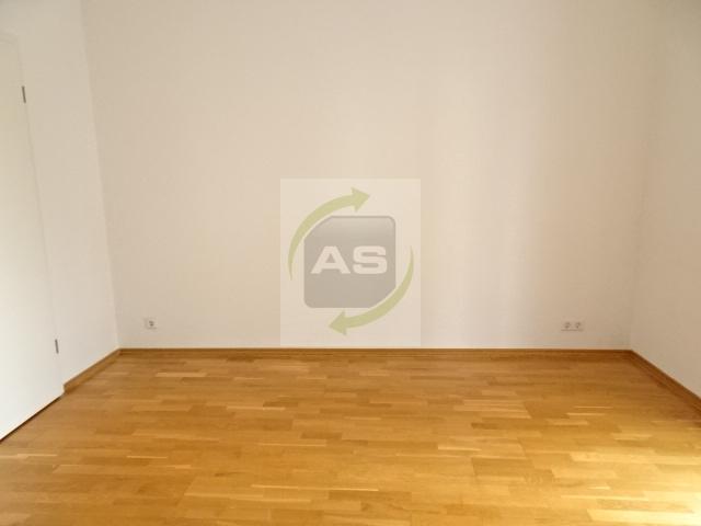 Etagenwohnung Zwickau Zwickau-Nord - 3 Zimmer, 85 m&sup2;, 550&euro; | Angebot:25366567