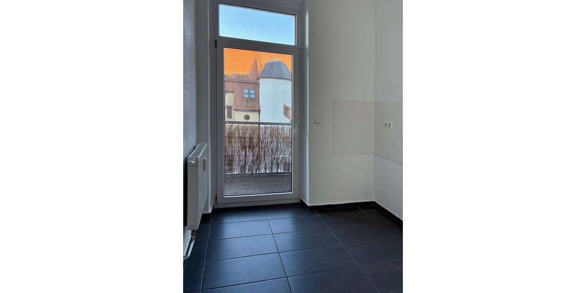 Etagenwohnung Zwickau Innenstadt - 3 Zimmer, 80 m&sup2;, 520&euro; | Angebot:24667361