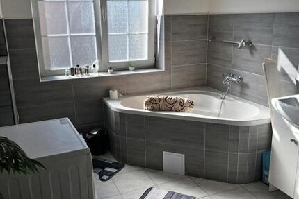 Wohnung Treuen - 2 Zimmer, 68 m&sup2;, 565&euro; | Angebot:27632040