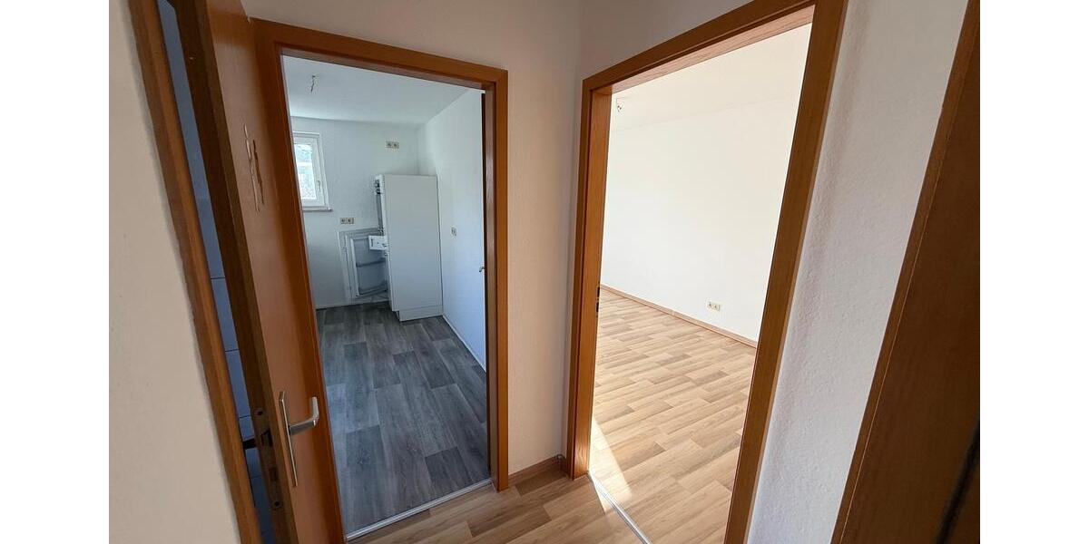 Maisonettenwohnung Reichenbach im Vogtland - 4 Zimmer, 81 m&sup2;, 405&euro; | Angebot:25383068