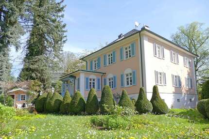 Haus Oberlungwitz - 6 Zimmer, 215 m&sup2;, 555.000&euro; | Angebot:23532037