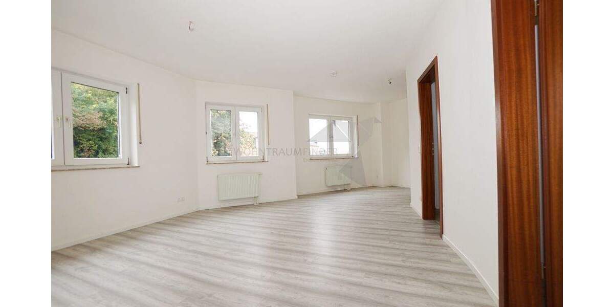 Etagenwohnung Meerane - 3 Zimmer, 60 m&sup2;, 323&euro; | Angebot:25681371