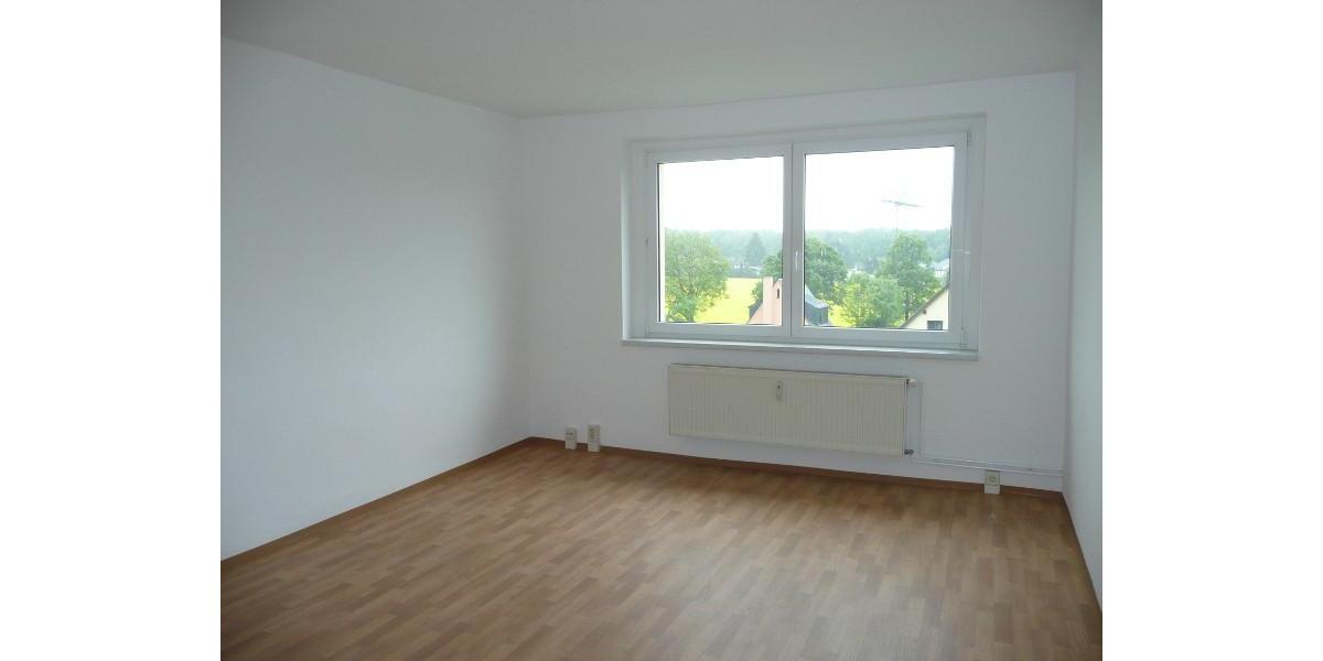 Etagenwohnung Limbach-Oberfrohna Oberfrohna - 3 Zimmer, 58 m&sup2;, 330&euro; | Angebot:25249799
