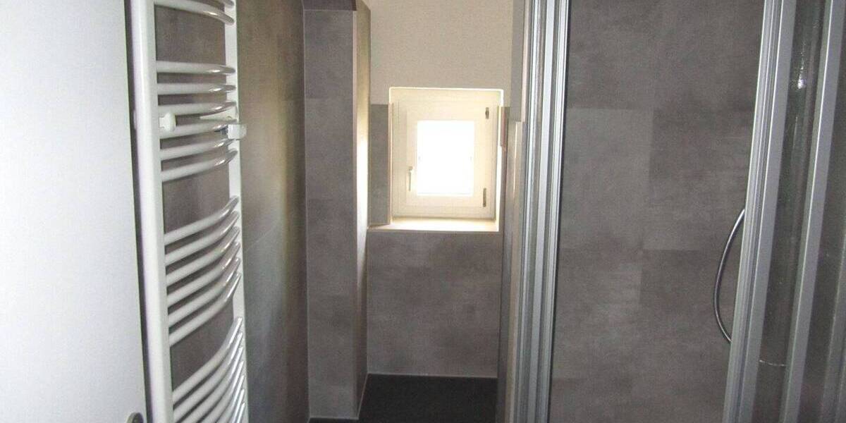 Etagenwohnung Zwickau Bahnhofsvorstadt - 2 Zimmer, 60 m&sup2;, 380&euro; | Angebot:25984848