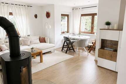 Haus Lichtenstein - 5 Zimmer, 173 m&sup2;, 1.250&euro; | Angebot:27100914