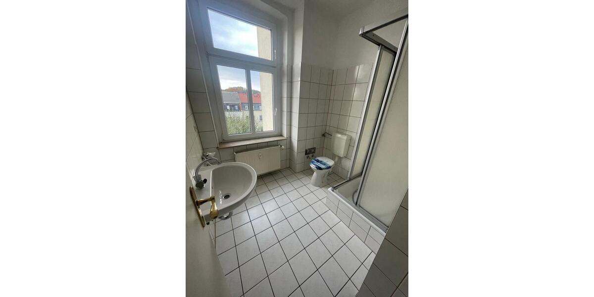 Etagenwohnung Meerane - 2 Zimmer, 42 m&sup2;, 230&euro; | Angebot:25082504