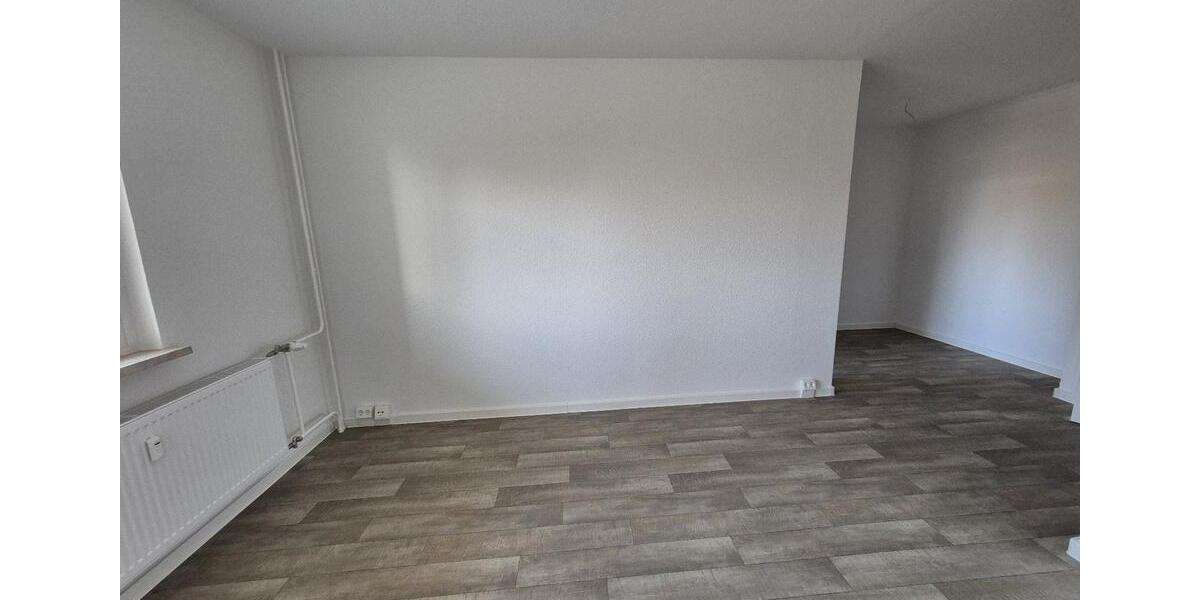 Etagenwohnung Hohenstein-Ernstthal Ernstthal - 3 Zimmer, 56 m&sup2;, 376&euro; | Angebot:24781253