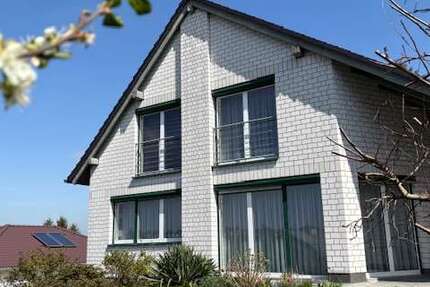 Haus Zwickau Cainsdorf - 5 Zimmer, 239 m&sup2;, 440.000&euro; | Angebot:26628898