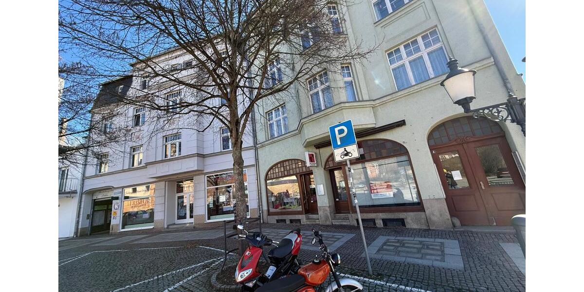 Etagenwohnung Greiz - 4 Zimmer, 104 m&sup2;, 570&euro; | Angebot:25382508