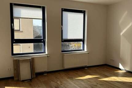 Wohnung Zwickau Marienthal Ost - 2 Zimmer, 57 m&sup2;, 390&euro; | Angebot:25519204