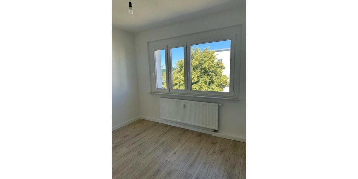 Etagenwohnung Hohenstein-Ernstthal Ernstthal - 3 Zimmer, 58 m&sup2;, 340&euro; | Angebot:25438202