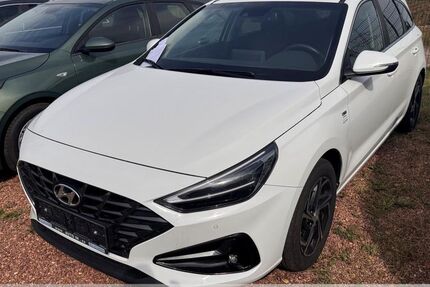 Hyundai i30 40.480 km 17.999 &euro; Oberlungwitz 09353