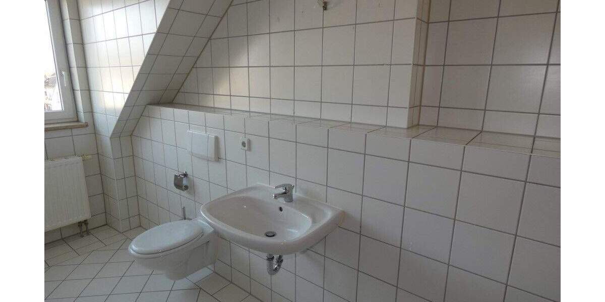 Etagenwohnung Zwickau Bahnhofsvorstadt - 2 Zimmer, 60 m&sup2;, 360&euro; | Angebot:25734790