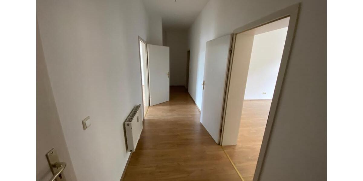 Etagenwohnung Zwickau - 2 Zimmer, 59 m&sup2;, 349&euro; | Angebot:25533207