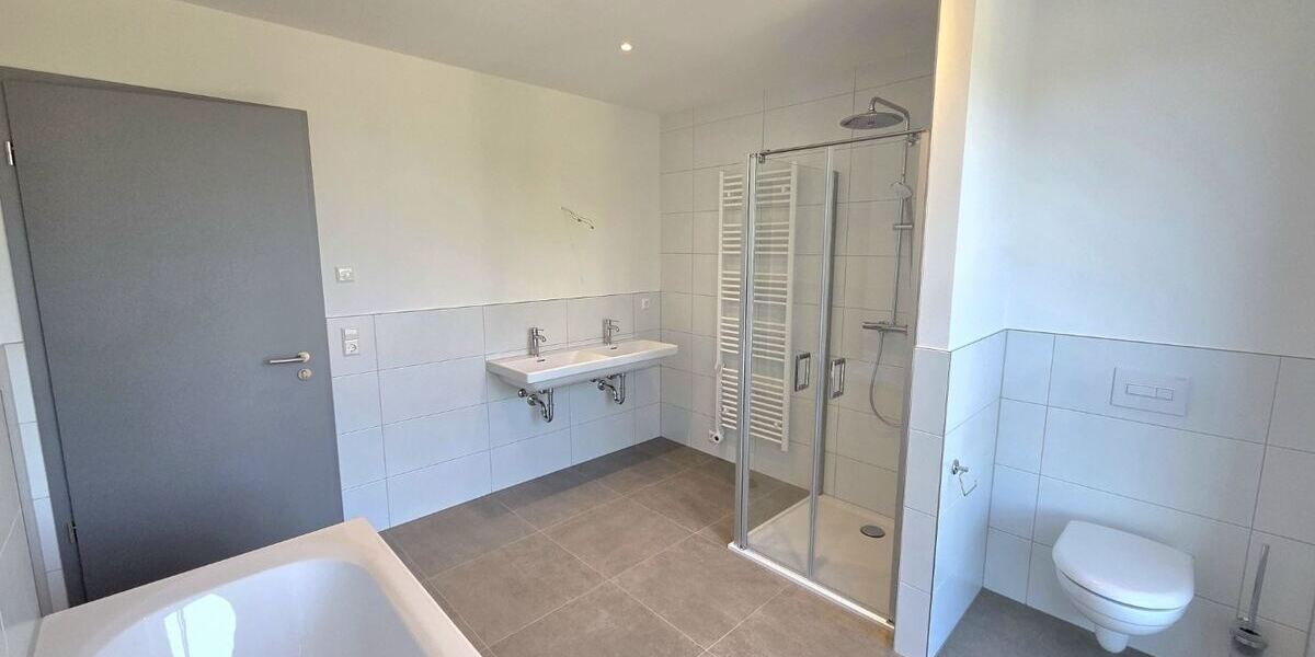 Erstbezug! Moderne 4-Zimmerwohnung mit Terrasse und Garage! - Erdgeschoßwohnung Hartmannsdorf | Angebot:27212803