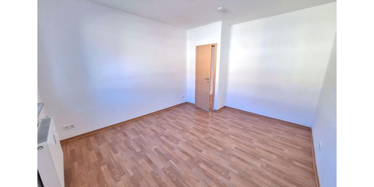 Etagenwohnung Reichenbach im Vogtland - 2 Zimmer, 50 m&sup2;, 256&euro; | Angebot:26676996