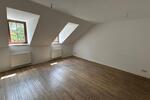 Dachgeschoßwohnung Zwickau - 2 Zimmer, 52 m&sup2;, 280&euro; | Angebot:17122311