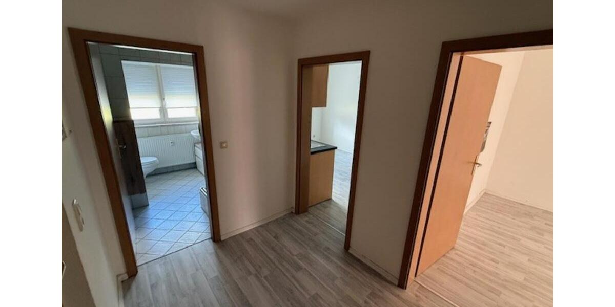 Hochparterre Netzschkau - 2 Zimmer, 48 m&sup2;, 289&euro; | Angebot:25613072