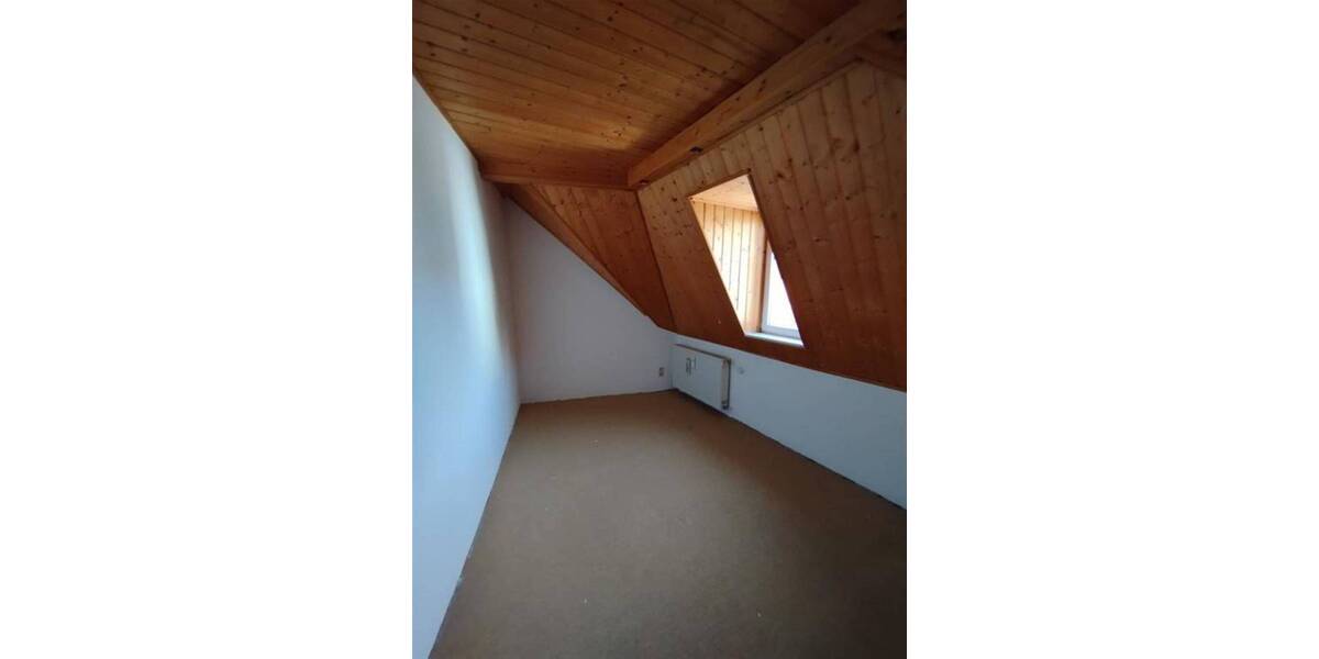 Etagenwohnung Reichenbach Reichenbach - 3 Zimmer, 103 m&sup2;, 399&euro; | Angebot:26789810