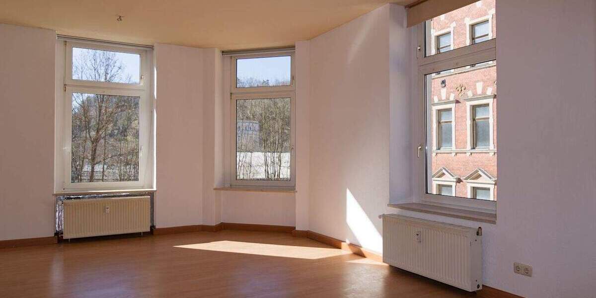 Etagenwohnung Greiz Irchwitz - 3 Zimmer, 77 m&sup2;, 347&euro; | Angebot:25678422