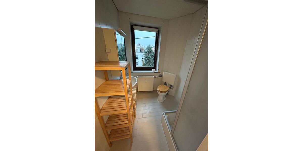 Etagenwohnung Zwickau Neuplanitz - 1 Zimmer, 34 m&sup2;, 230&euro; | Angebot:26621739