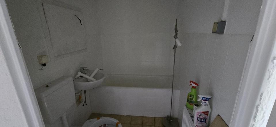 Etagenwohnung Mülsen - 4 Zimmer, 70 m&sup2;, 395&euro; | Angebot:25831500