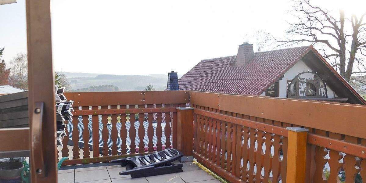 Etagenwohnung Greiz Reinsdorf - 6 Zimmer, 120 m&sup2;, 650&euro; | Angebot:25666532