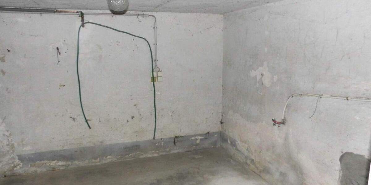 Einfamilienhaus Werdau - 4 Zimmer, 110 m&sup2;, 77.000&euro; | Angebot:25662887